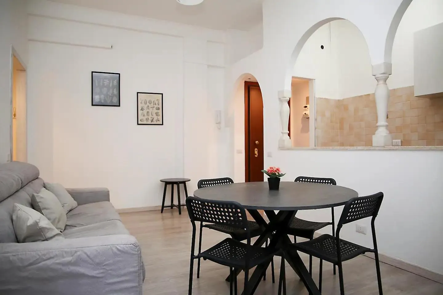 Apartment Via Tevere Apt Milano Rozzano
